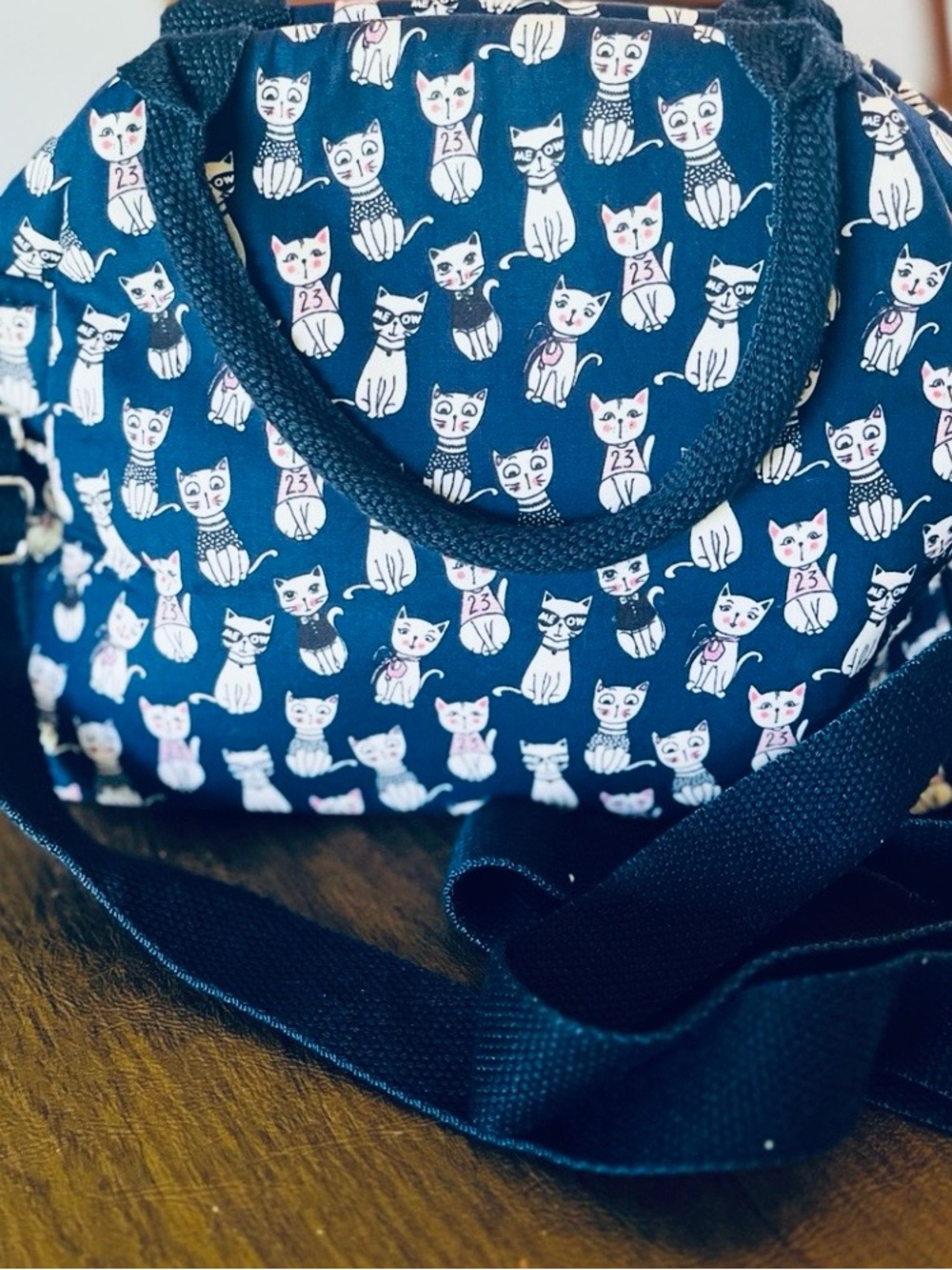 Cat themed Cross body purse . New with beautiful cats